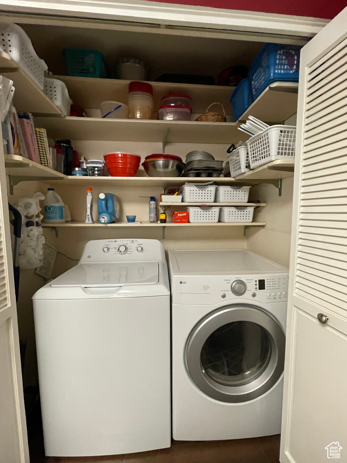 MOUNTAIN VIEW #2 - Residential