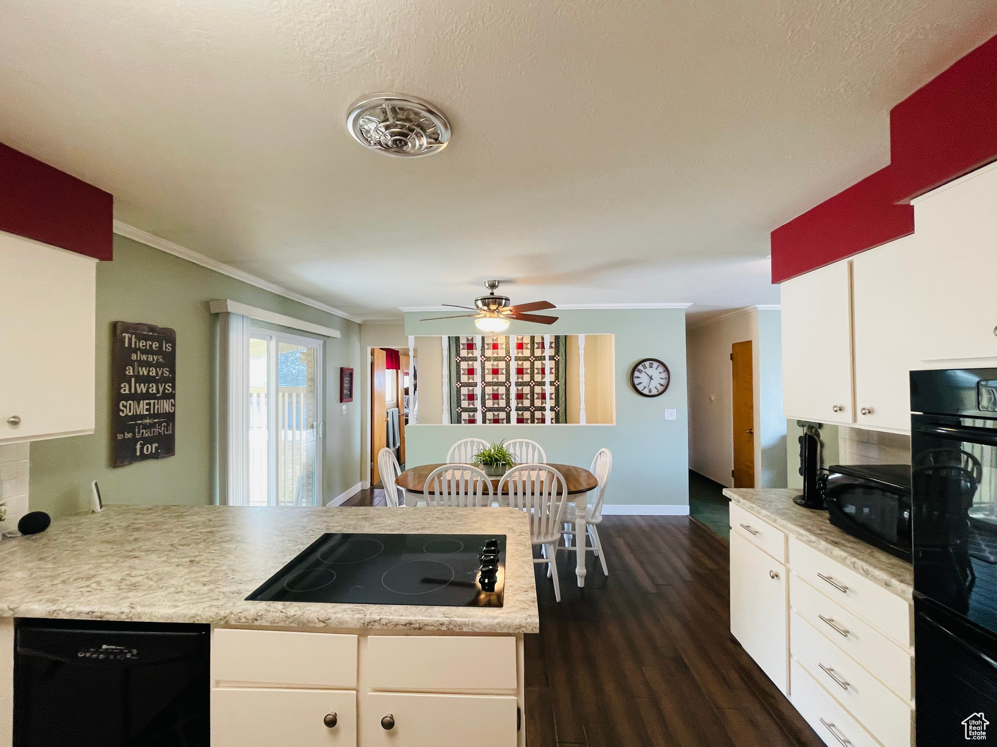 MOUNTAIN VIEW #2 - Residential