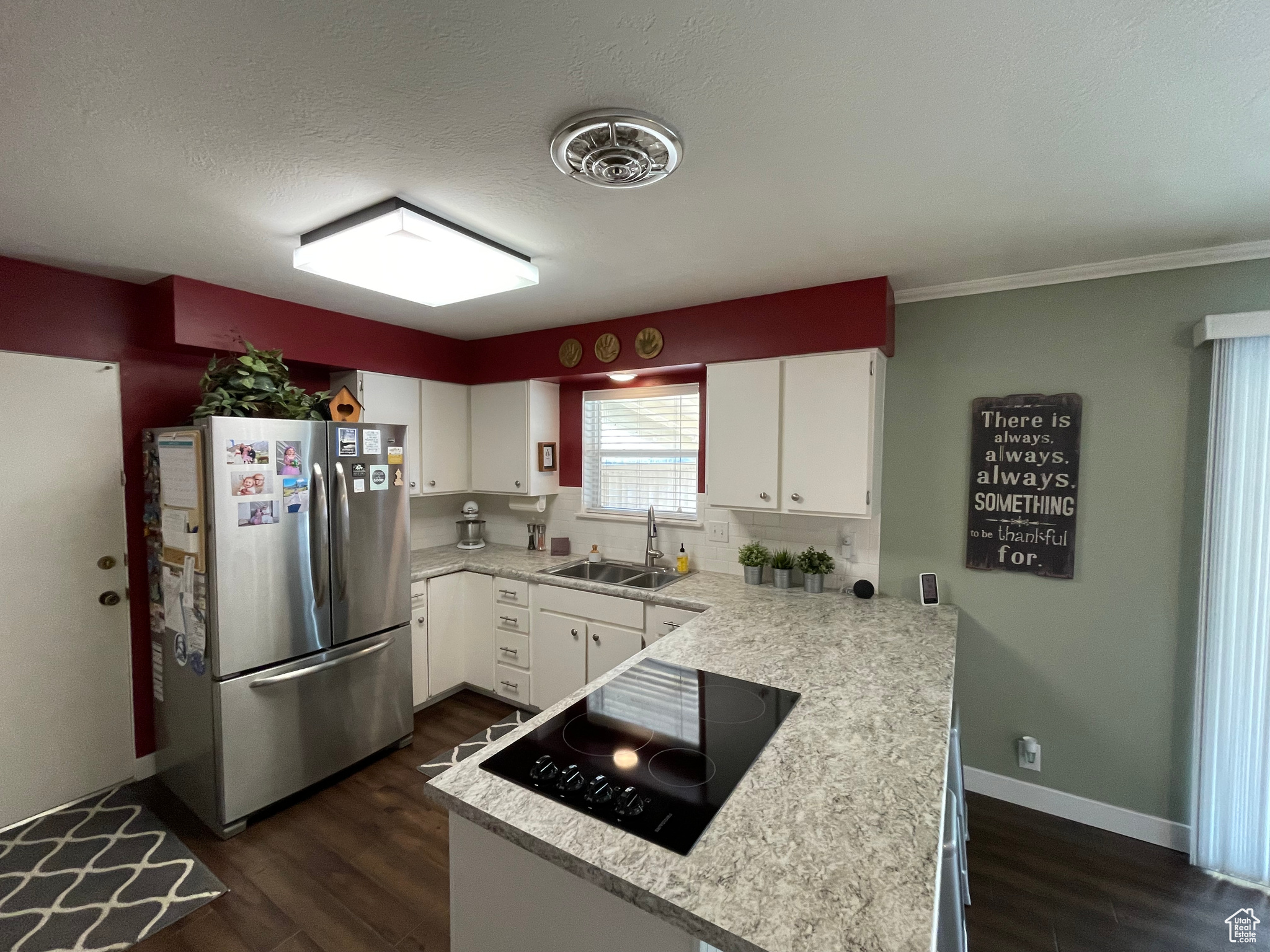 MOUNTAIN VIEW #2 - Residential