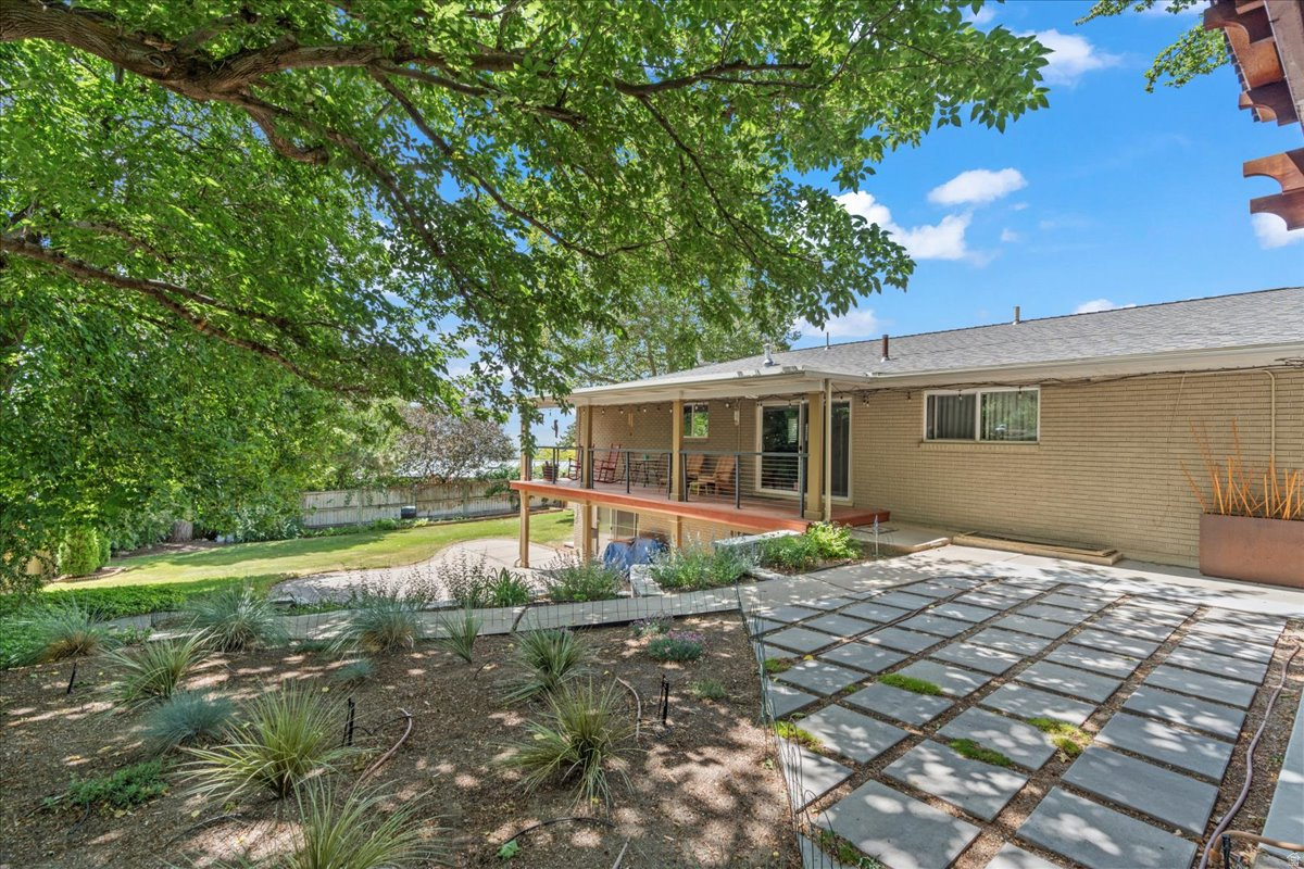 NORTHCREST PLAT F - Residential