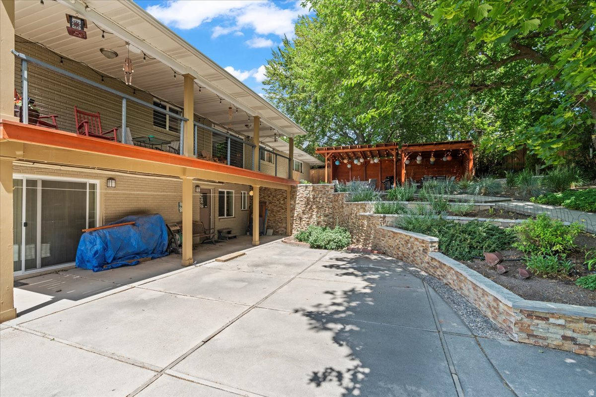 NORTHCREST PLAT F - Residential