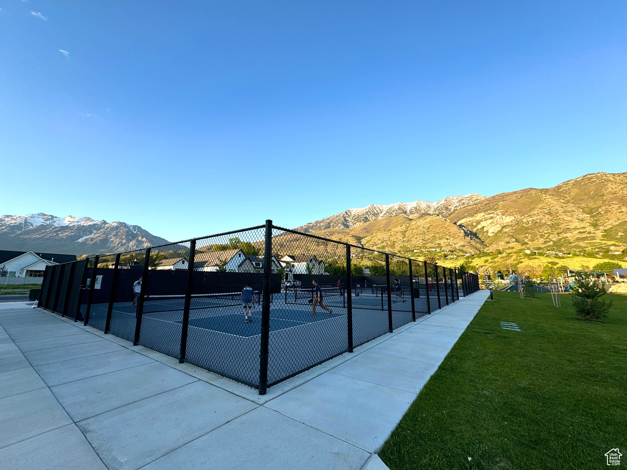AUDREY'S MEADOW - Residential