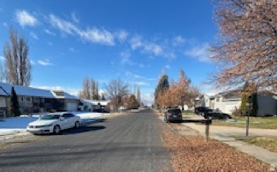 EQUESTRIAN ESTATES S - Residential