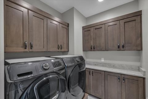 Tiny photo for 2908 E AUBURN DR, Saint George, UT 84790 (MLS # 2124767)