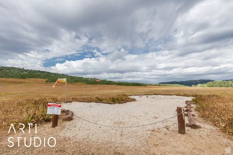 Tiny photo for 6621 N MIDDLE FORK DR #89, Huntsville, UT 84317 (MLS # 2107154)