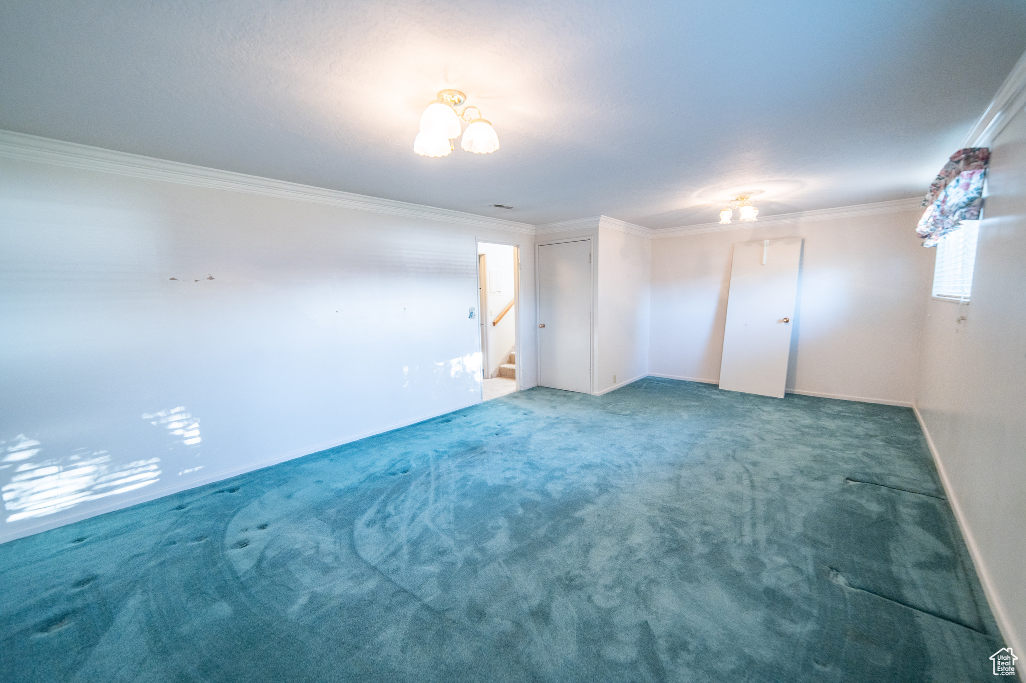 CHERRY HILLS - Residential