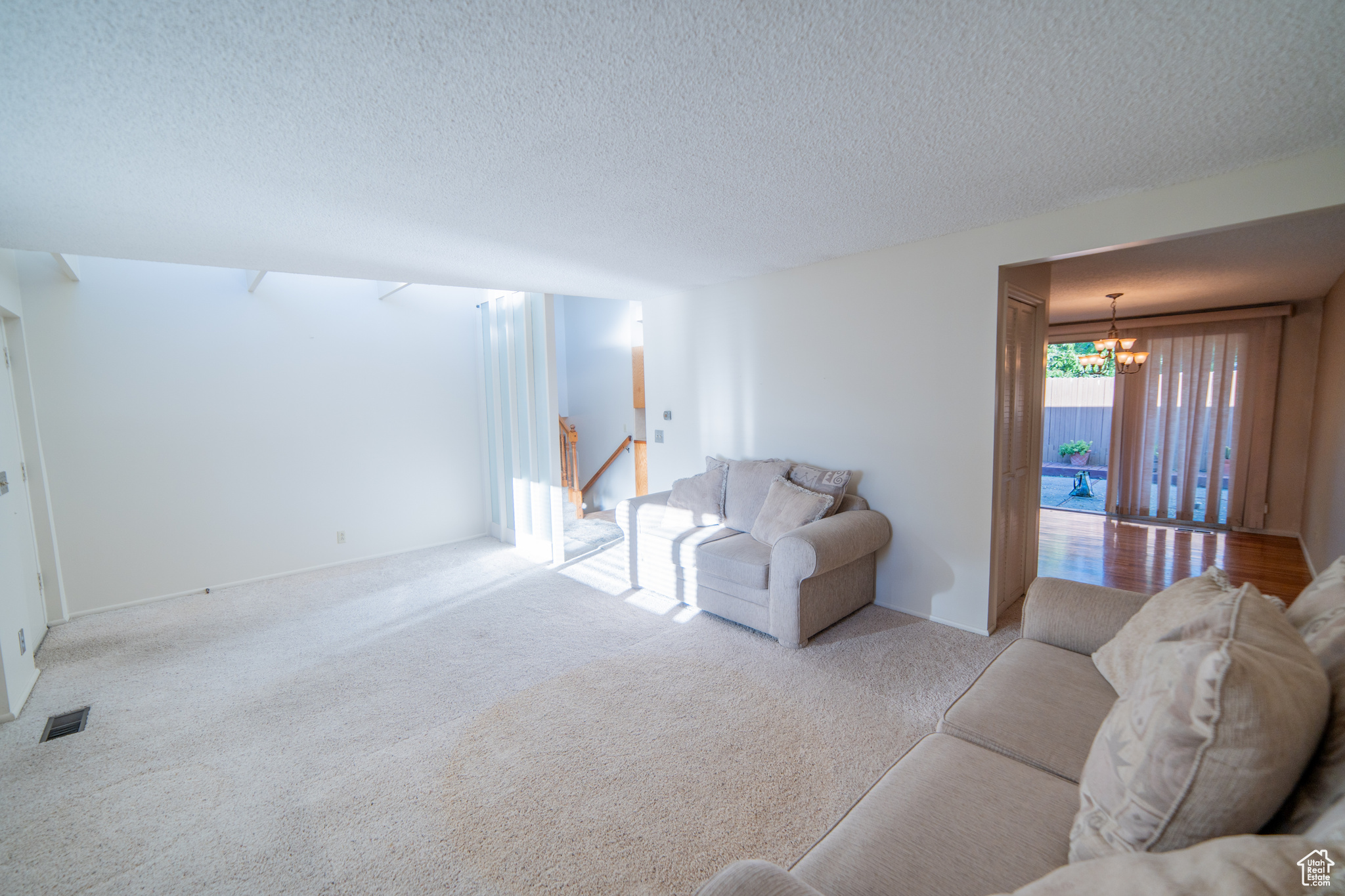 CHERRY HILLS - Residential