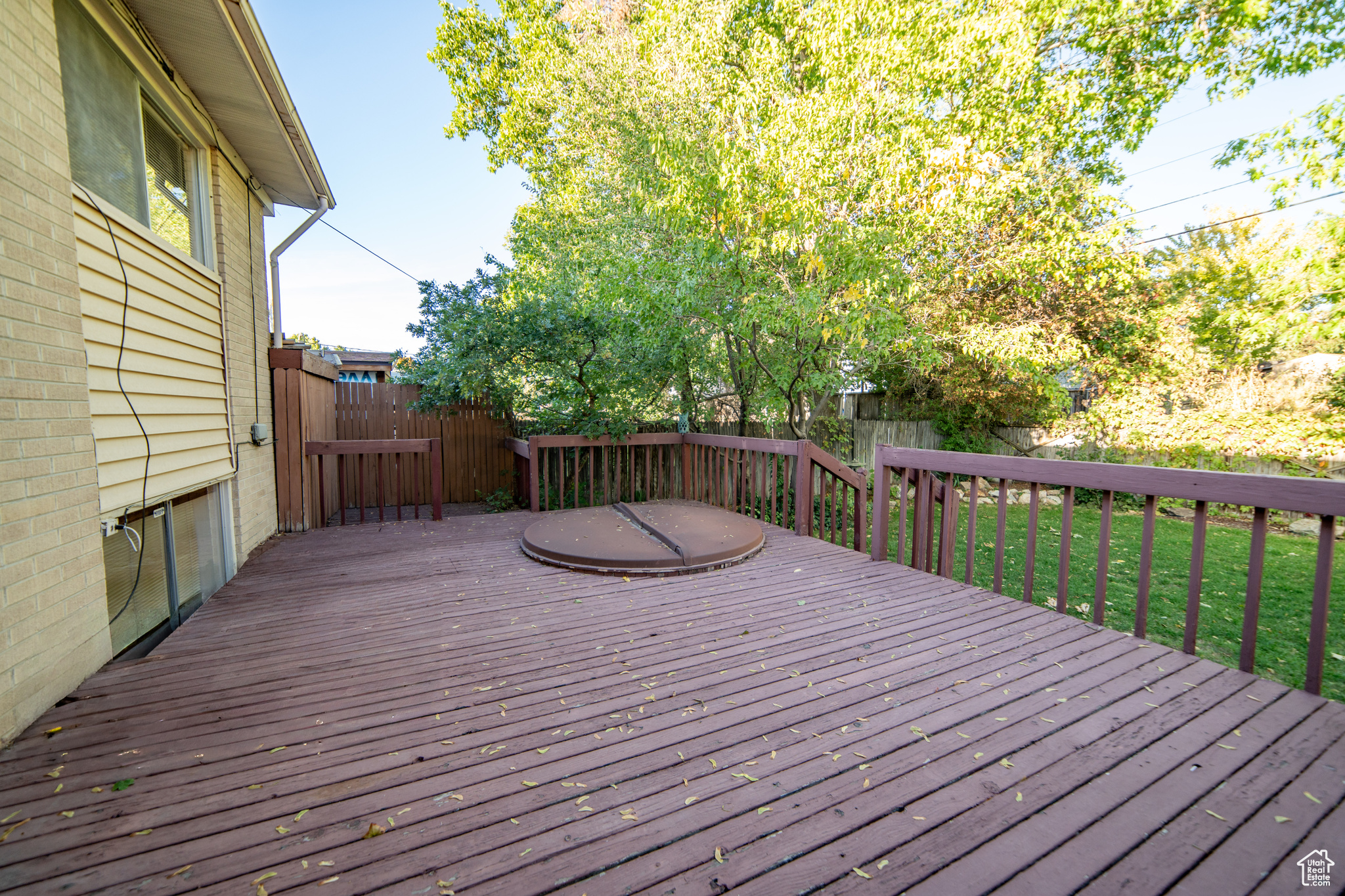 CHERRY HILLS - Residential