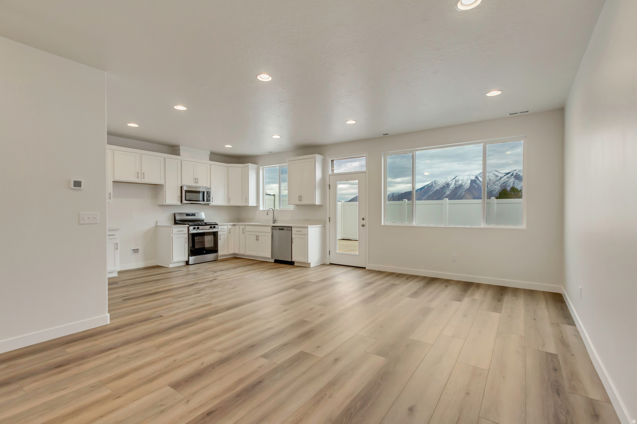 HARMONY PLACE - Residential