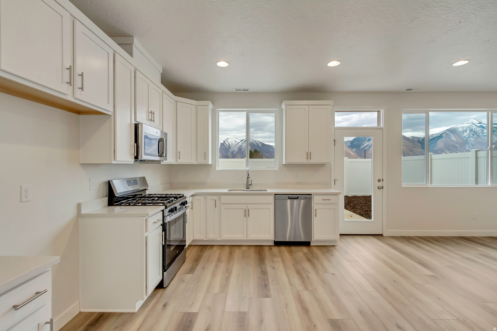 HARMONY PLACE - Residential