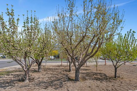 Tiny photo for 622 E 12000 S, Draper, UT 84020 (MLS # 2149046)