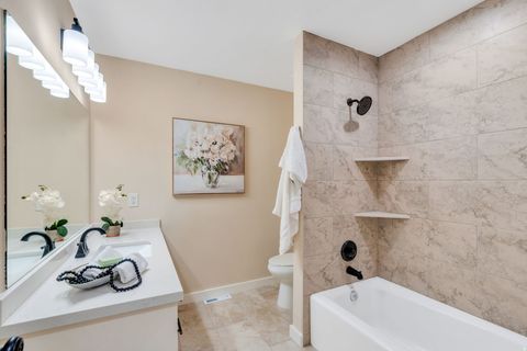 Tiny photo for 622 E 12000 S, Draper, UT 84020 (MLS # 2149046)