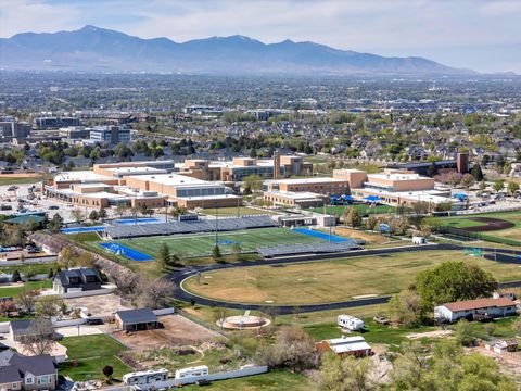 Tiny photo for 622 E 12000 S, Draper, UT 84020 (MLS # 2149046)