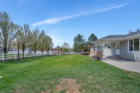Tiny photo for 622 E 12000 S, Draper, UT 84020 (MLS # 2149046)