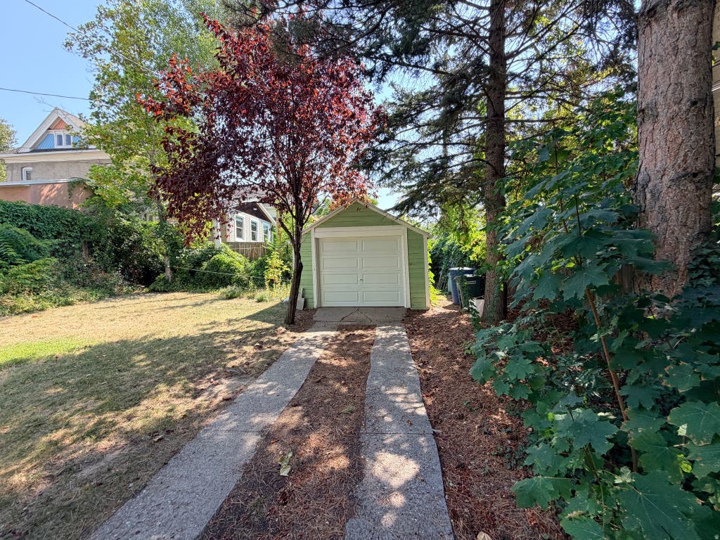 Photo of 174 N K ST E, Salt Lake City, UT 84103 (MLS # 2177047)