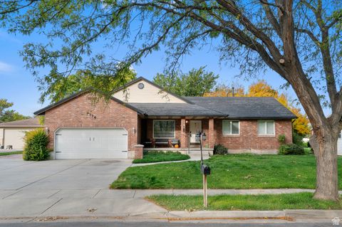 Photo of 9776 S AMBERWOOD CIR W, South Jordan, UT 84095 (MLS # 2118069)