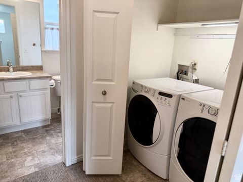 Tiny photo for 3565 W 800 S, Syracuse, UT 84075 (MLS # 2115696)