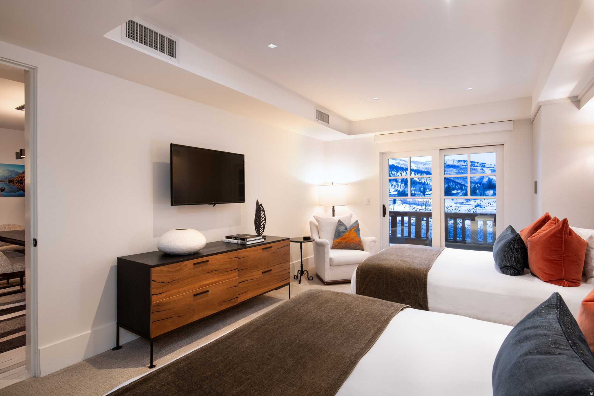 LODGES AT DEER VALLEY - Residential