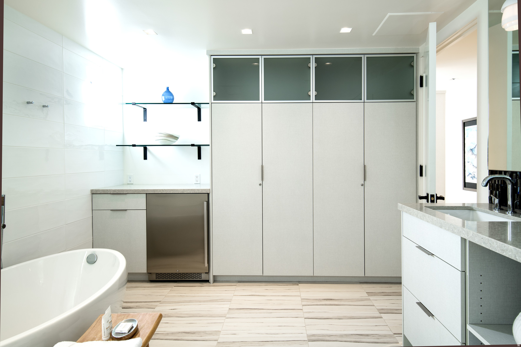 LODGES AT DEER VALLEY - Residential