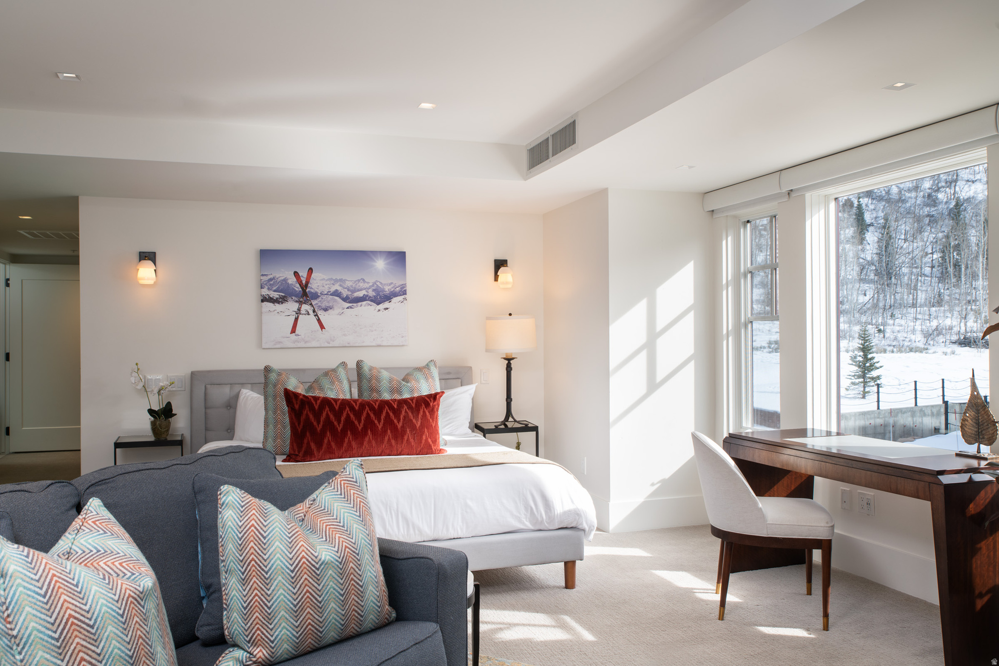 LODGES AT DEER VALLEY - Residential