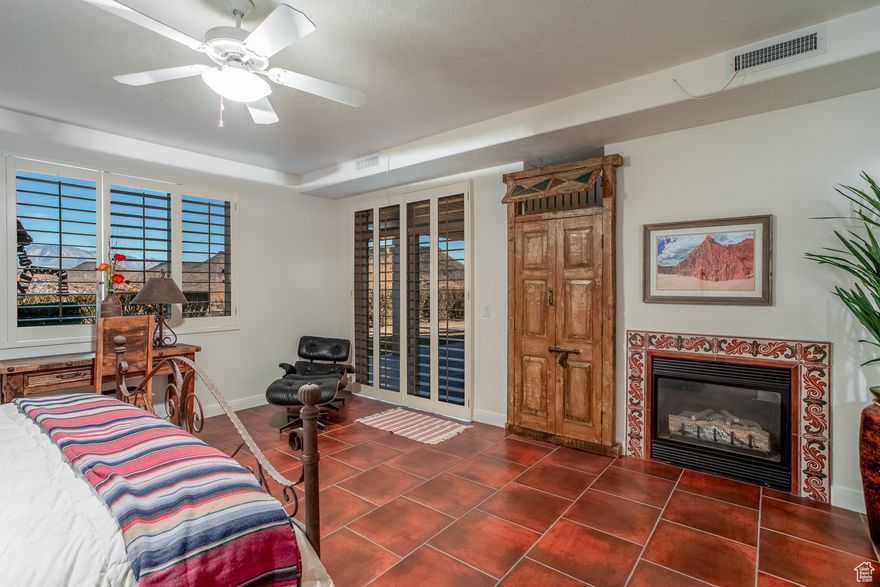 This exceptional short term rental approved 4-bedroom ground floor unit in Las Palmas Resort offers beautiful views of the valley and Pine Valley Mountain The amenities and furnishings included make it a perfect retreat for relaxation and enjoyment. With so much to offer, it's a fantastic place to call home, a vacation spot, or an investment opportunity!