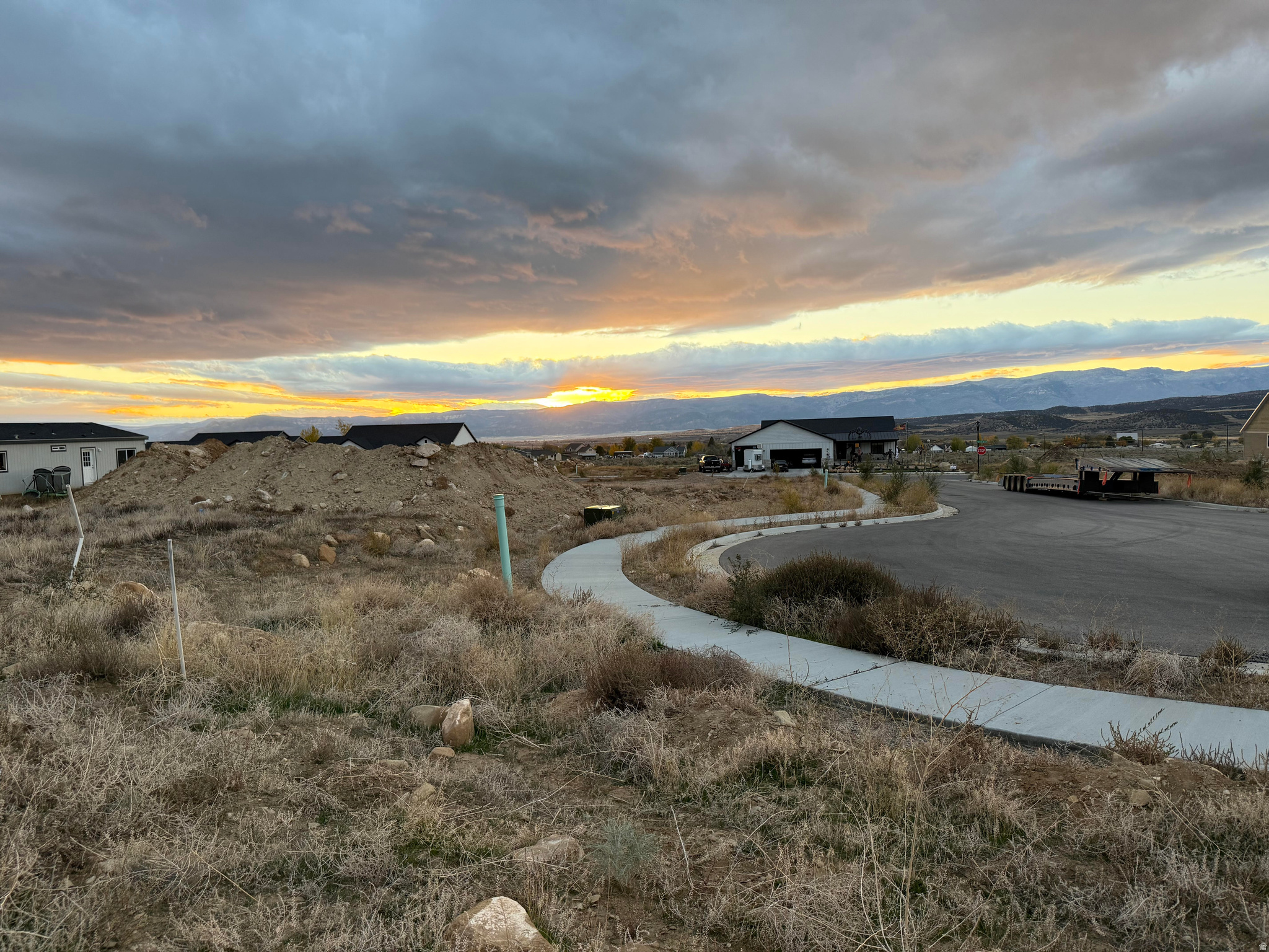 MOUNTAINVILLE FARMS - Residential