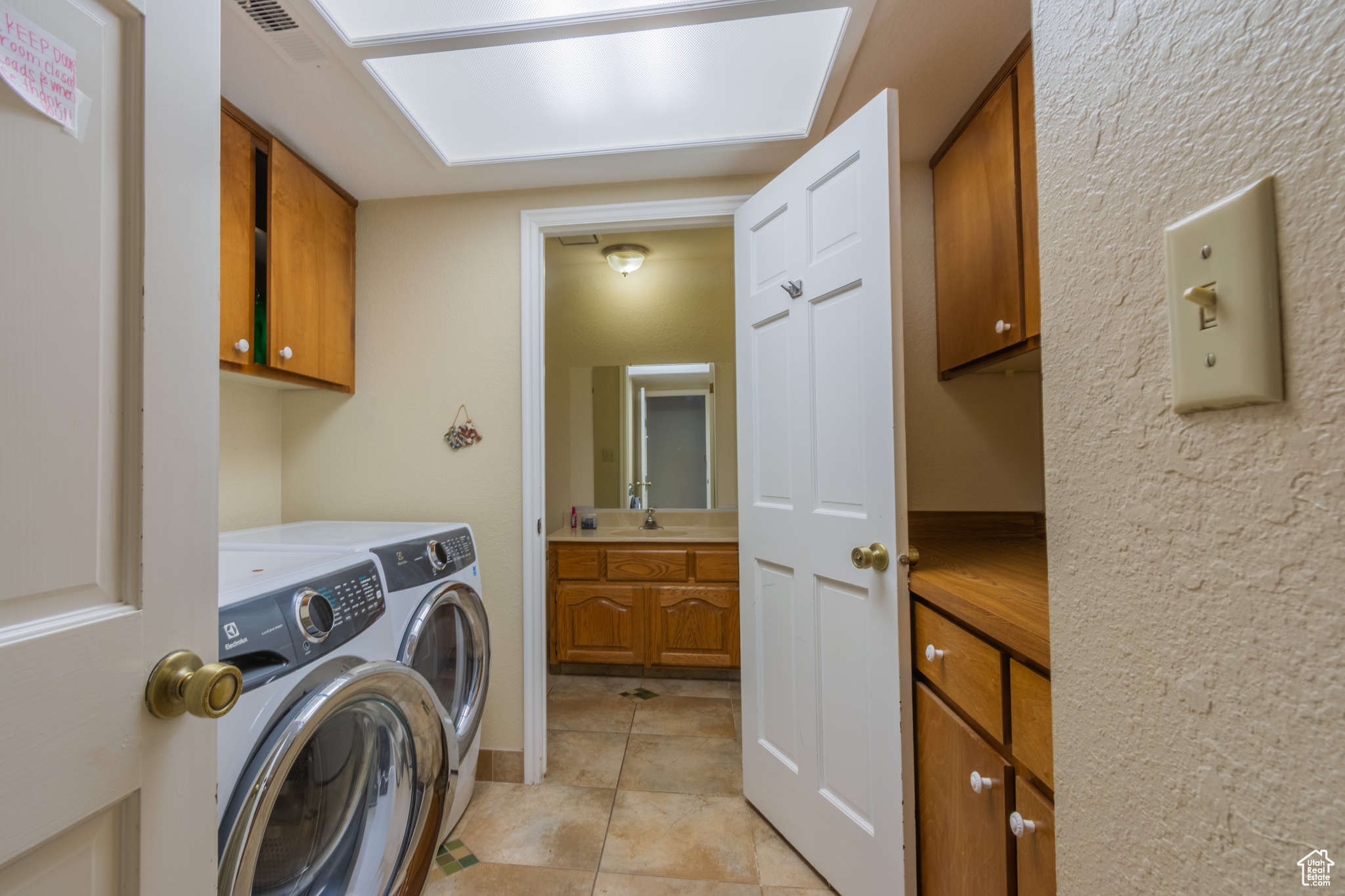 ELMWOOD TH - Residential