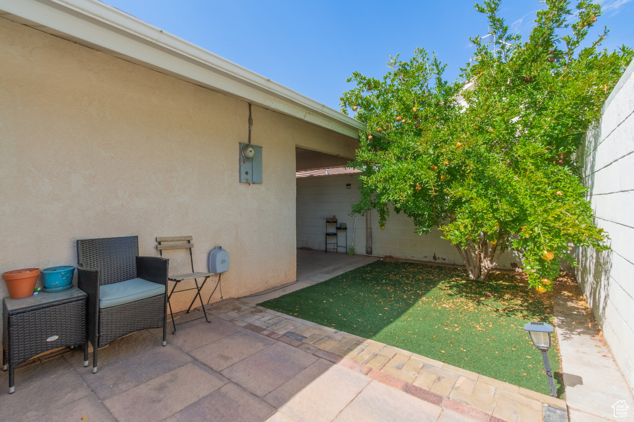 ELMWOOD TH - Residential