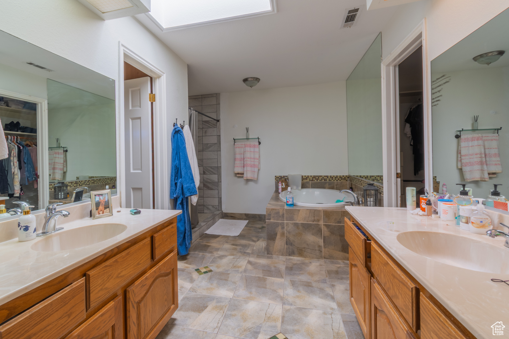 ELMWOOD TH - Residential