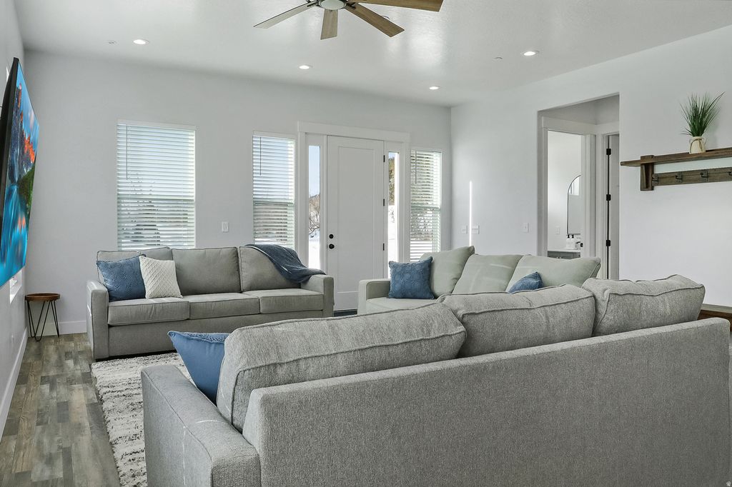 Photo of 3589 BEAVER CREEK RD, Kamas, UT 84036 (MLS # 2138761)