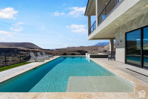Tiny photo for 599 W 170 S, La Verkin, UT 84745 (MLS # 2190163)
