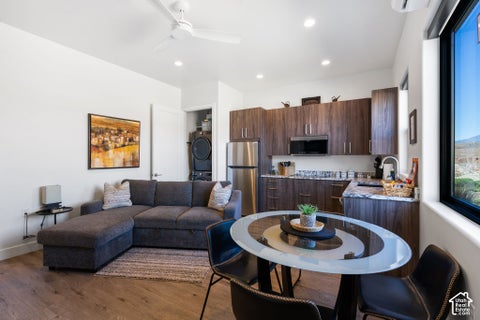 Tiny photo for 599 W 170 S, La Verkin, UT 84745 (MLS # 2190163)