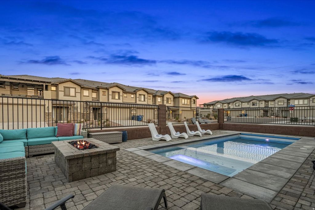 Photo of 251 N 2020 W, Hurricane, UT 84737 (MLS # 2143699)