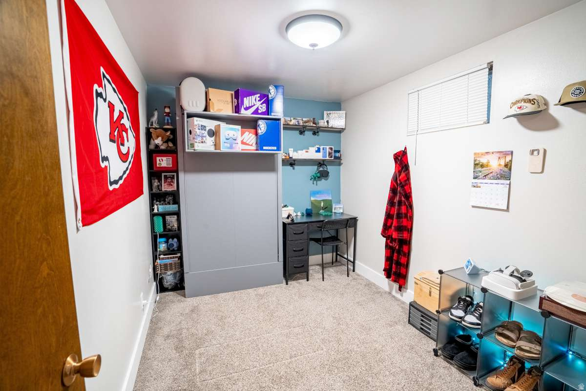 SPRING CREEK HOLLOW - Residential