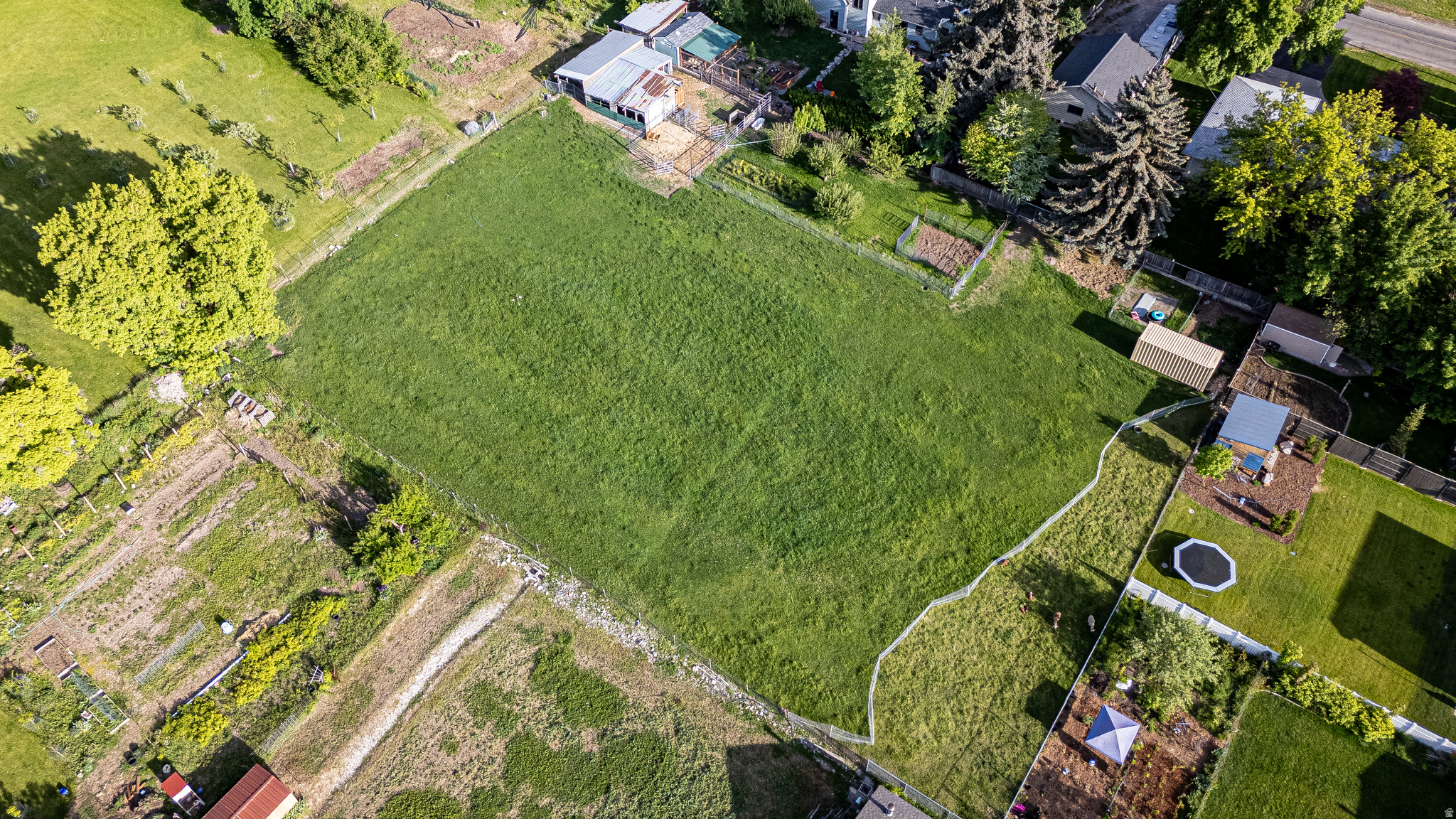 SPRING CREEK HOLLOW - Residential