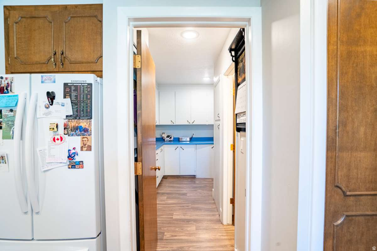 SPRING CREEK HOLLOW - Residential