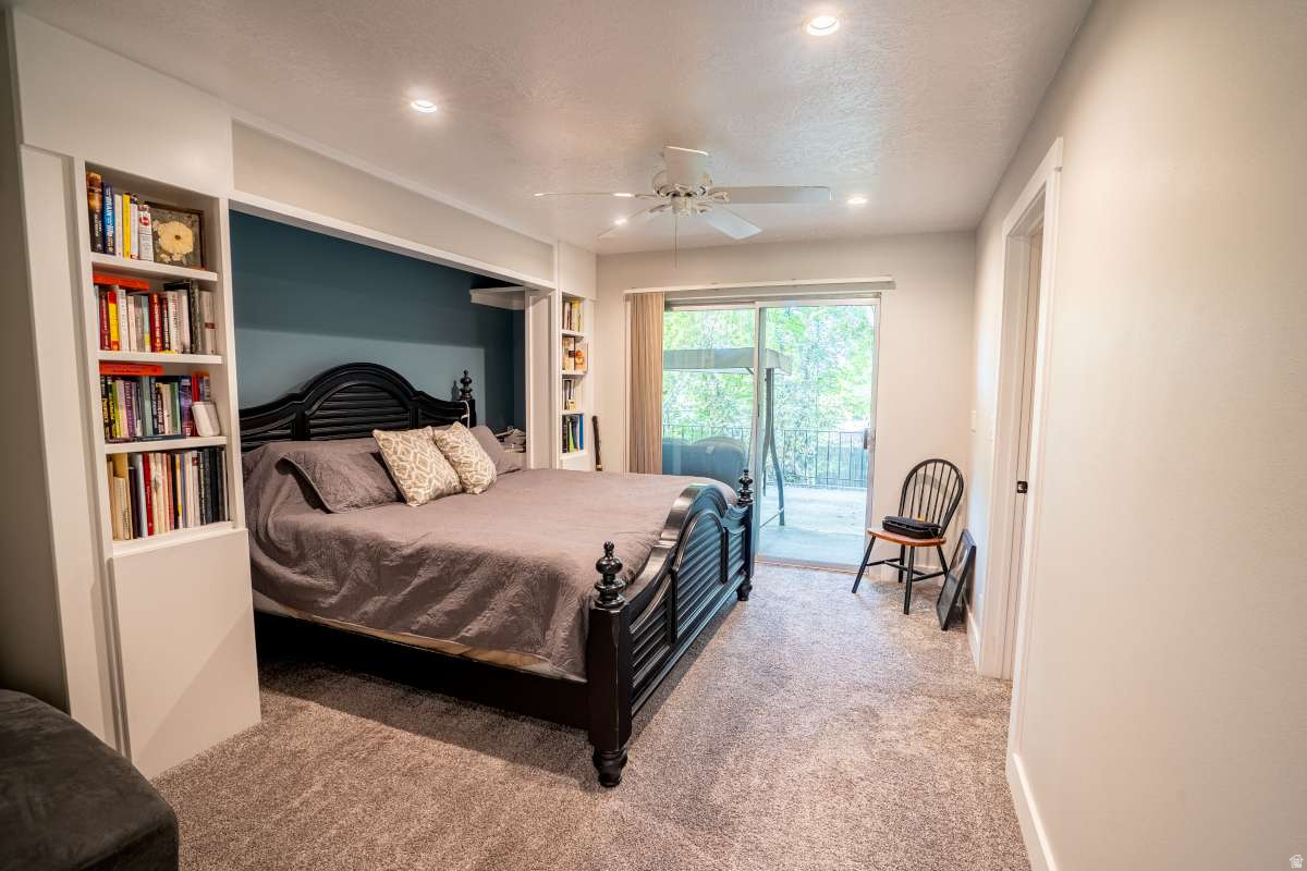 SPRING CREEK HOLLOW - Residential