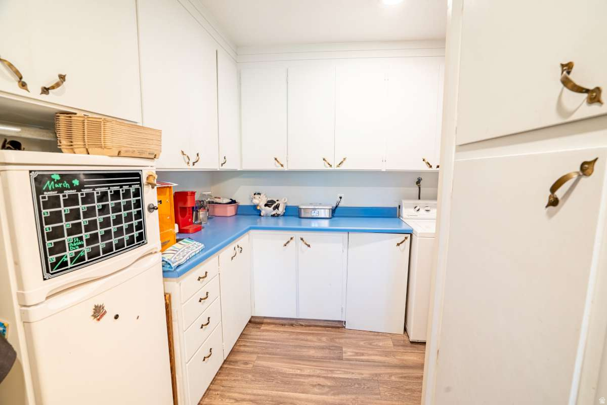 SPRING CREEK HOLLOW - Residential