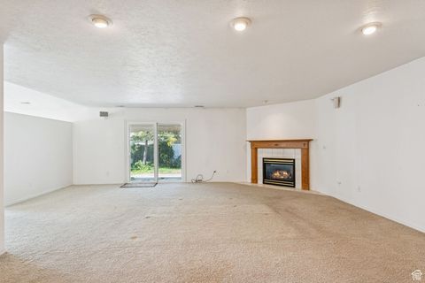 Tiny photo for 780 W 4075 S, Riverdale, UT 84405 (MLS # 2116177)