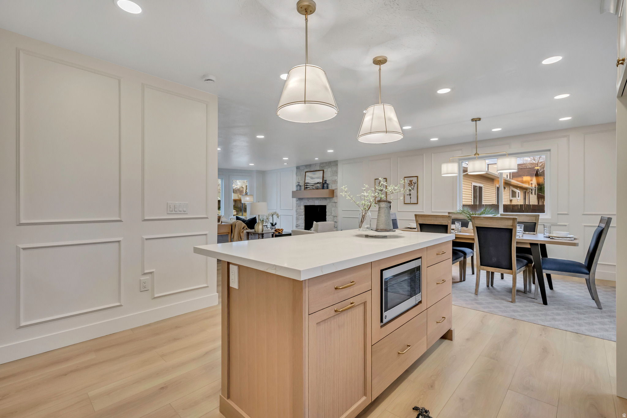 WHITE CITY - Residential