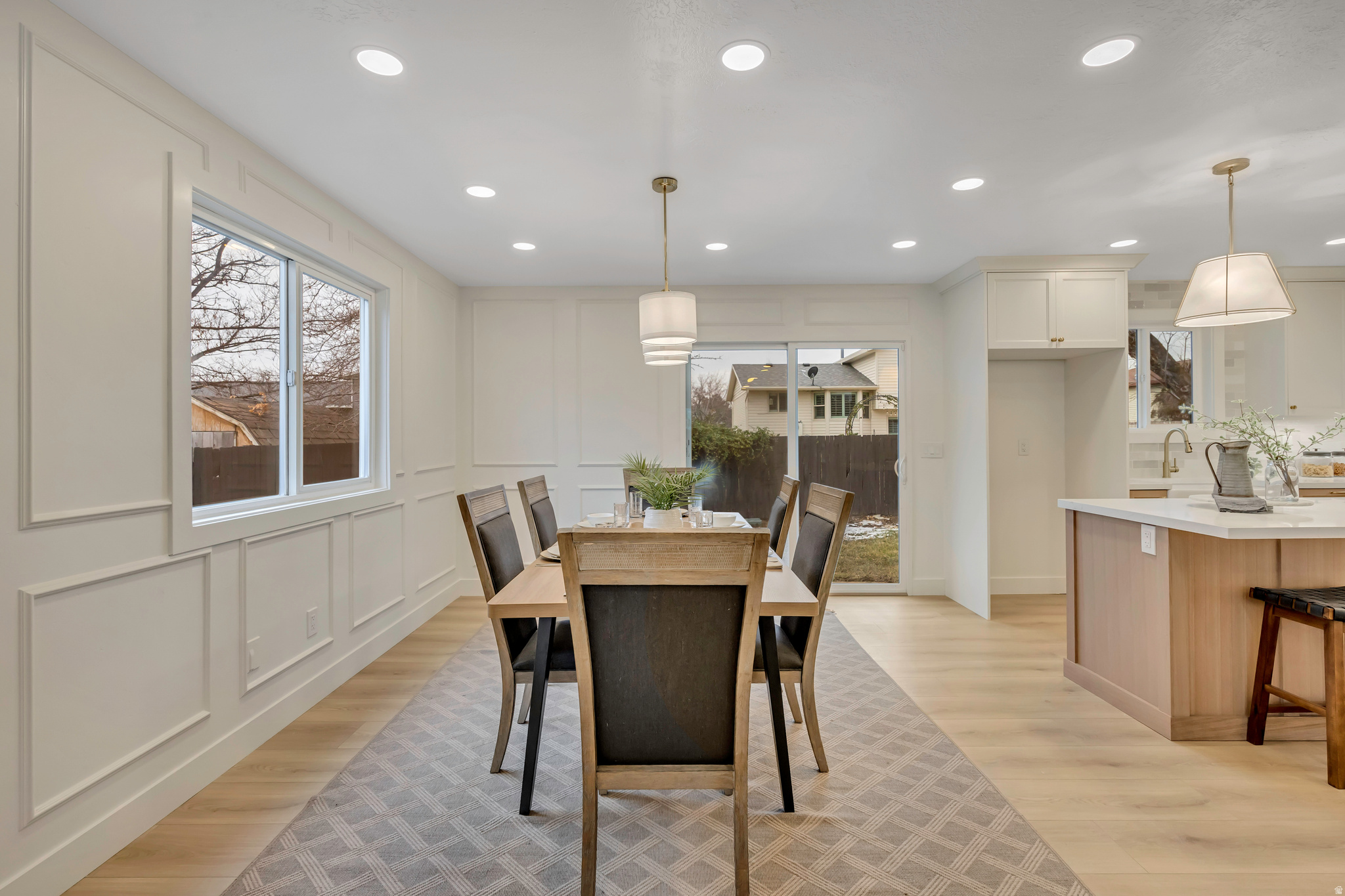 WHITE CITY - Residential