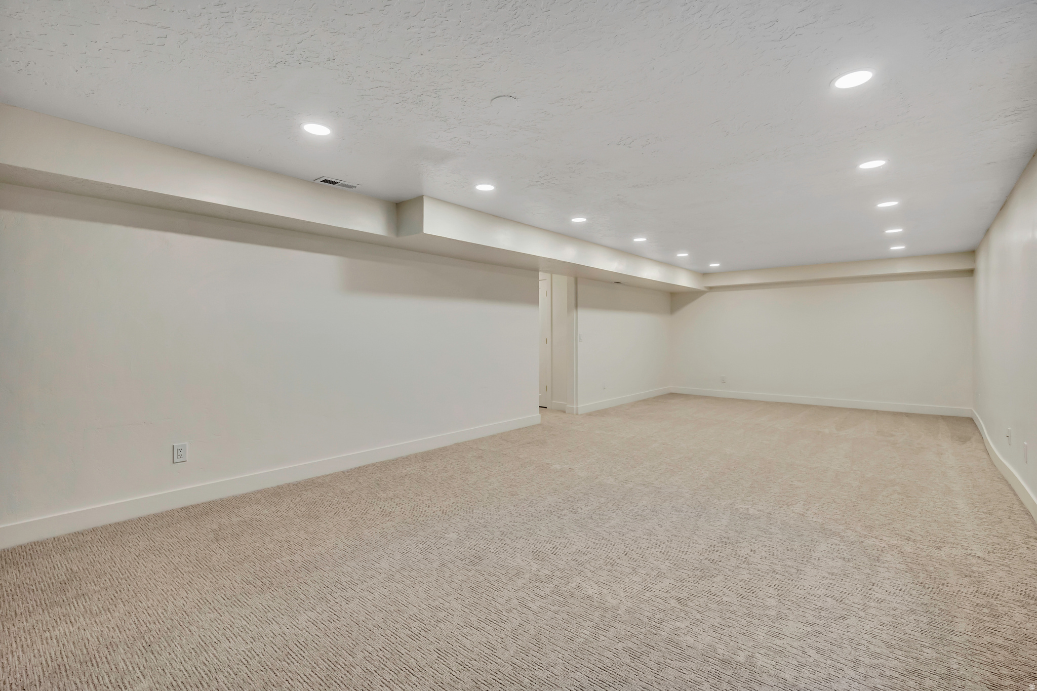 WHITE CITY - Residential