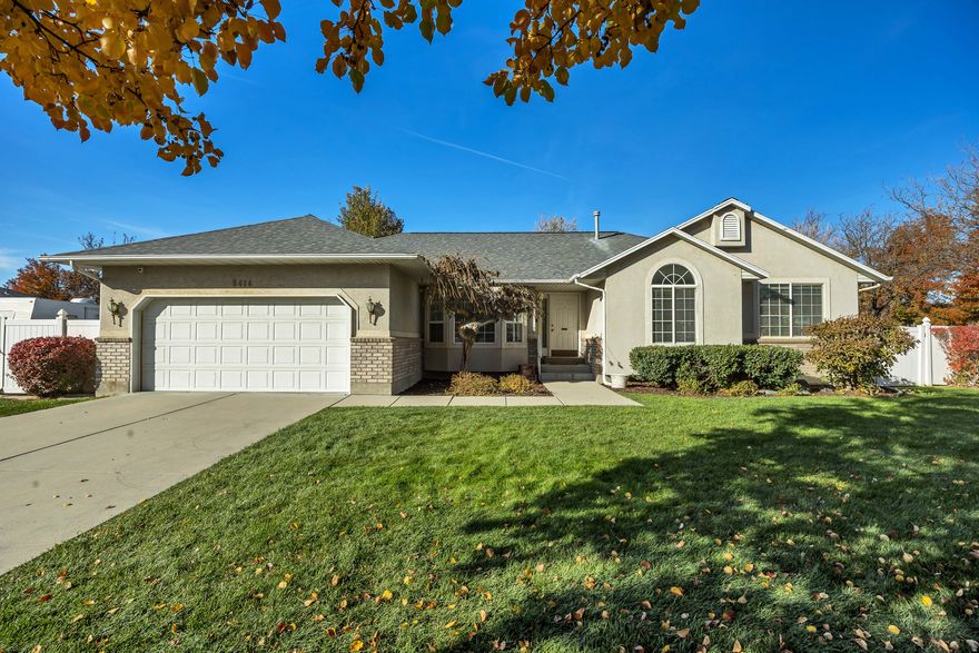 This lovely home is main floor living at its best! Your guests will always feel welcome once they step onto the inviting front porch and walk into the roomy entryway. The kitchen/dining area along with the attached family room is very spacious for accommodating holiday dinners or simply helping the kids with their homework as dinner is prepared. The cozy living room is perfect for sipping on your morning beverage or engrossing into a great book. An abundance of natural light fills this cheerful home. You will appreciate getting ready or unwinding from the day in the roomy primary bathroom with a large vanity, double sinks and separate shower/garden tub. There is plenty of room to grow in the unfinished basement... a blank canvas to expand your living space. Enjoy endless family and friend gatherings in the expansive and mature backyard or throwing Fido a ball. This gem of a home is perfectly located in a beautiful and charming neighborhood just minutes from schools, restaurants, shopping, entertainment and freeway access. You'd better hurry!