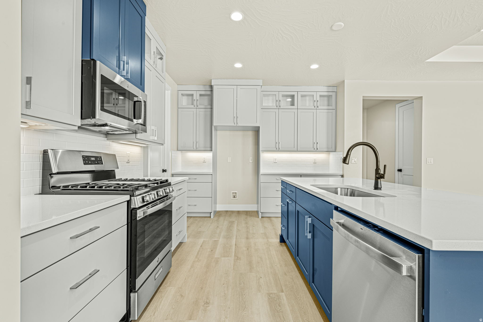 SOLIS AT CORAL CANYON - Residential
