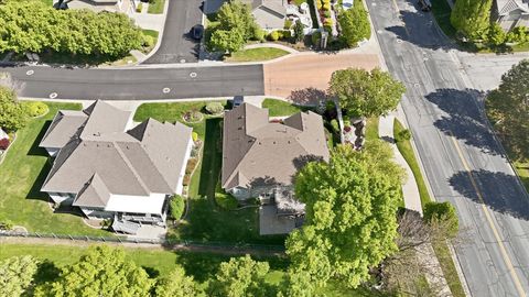 Tiny photo for 1083 W TEE TIME DR. Dr, Farmington, UT 84025 (MLS # 2154345)