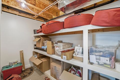 Tiny photo for 1083 W TEE TIME DR. Dr, Farmington, UT 84025 (MLS # 2154345)