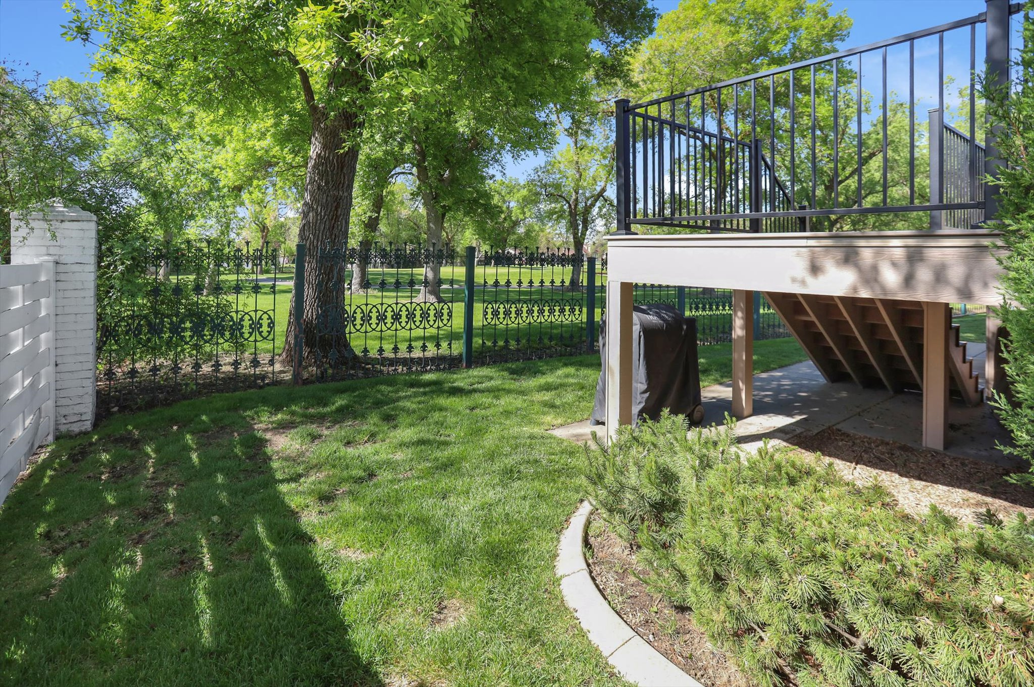 FAIRWAYS OF OAKRIDGE - Residential