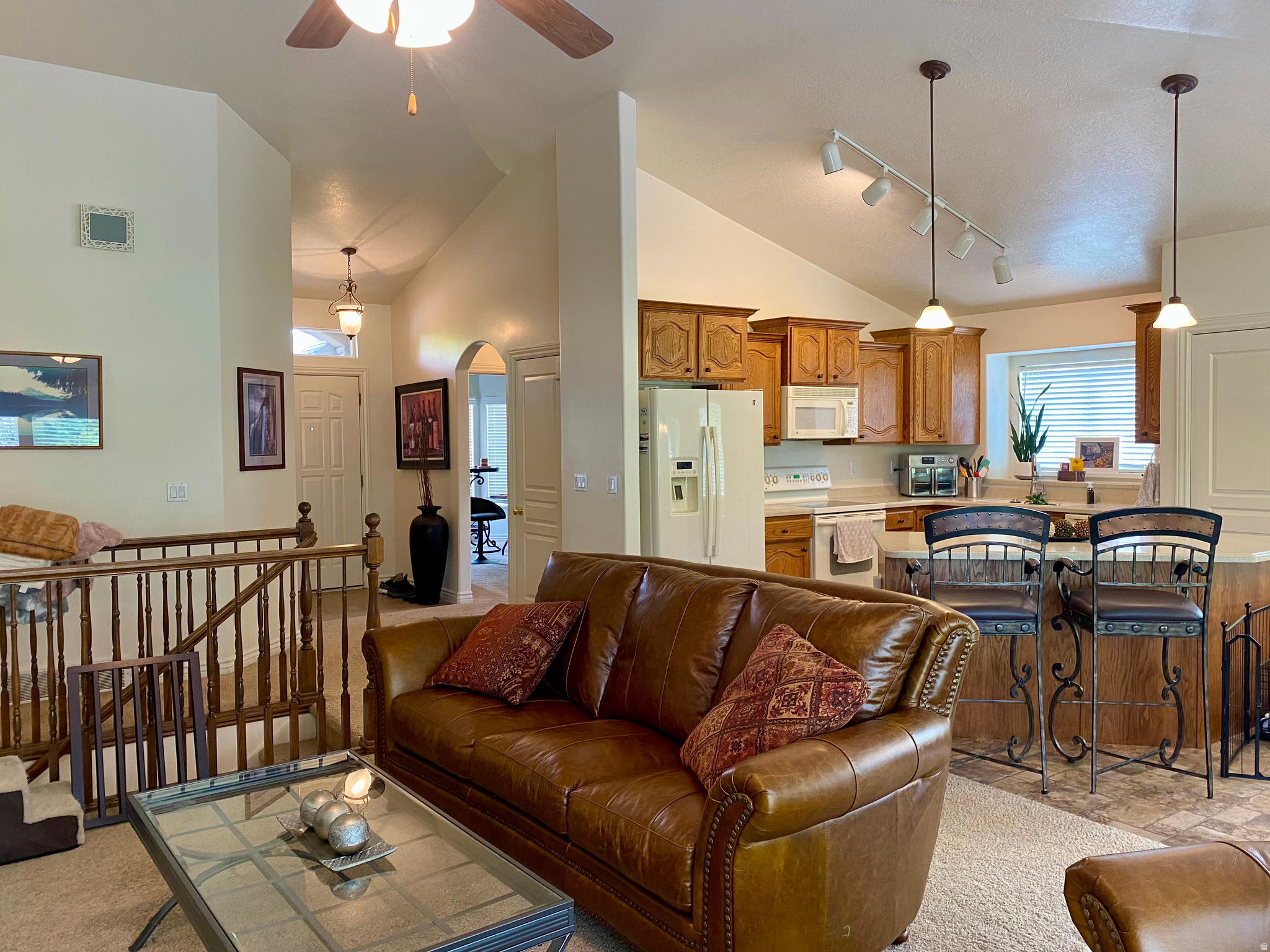 FAIRWAYS OF OAKRIDGE - Residential