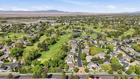 Tiny photo for 1083 W TEE TIME DR. Dr, Farmington, UT 84025 (MLS # 2154345)