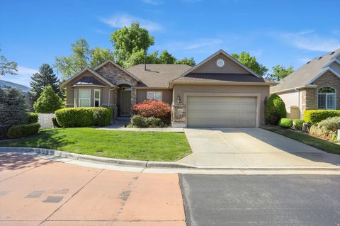 Tiny photo for 1083 W TEE TIME DR. Dr, Farmington, UT 84025 (MLS # 2154345)